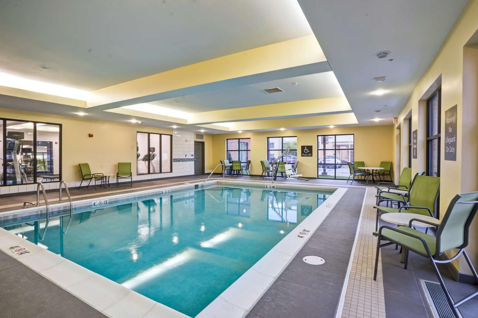 Homewood Suites By Hilton Christiansburg Exterior photo
