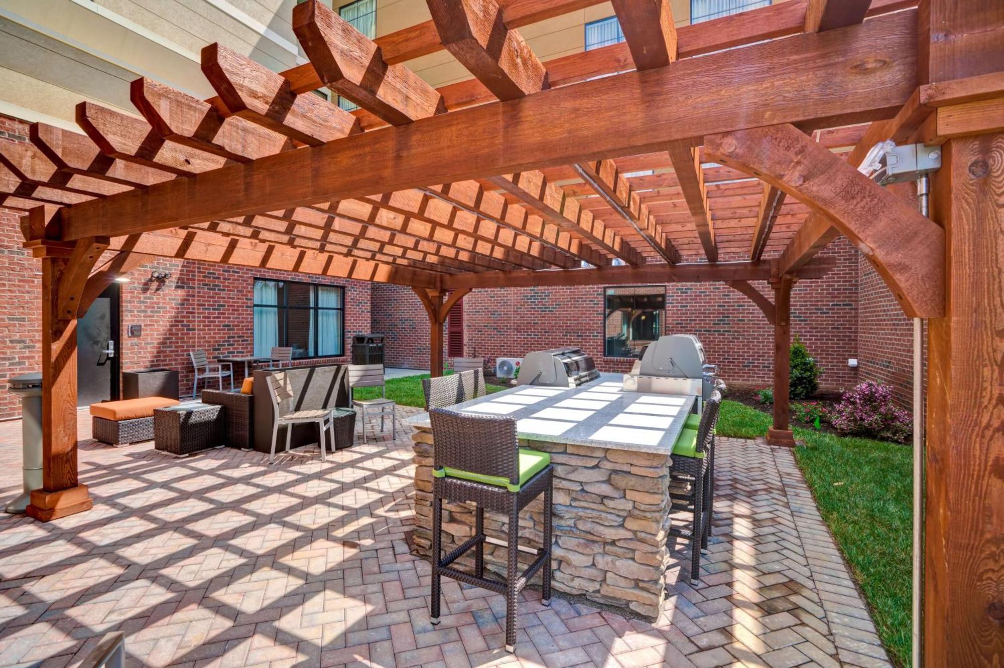 Homewood Suites By Hilton Christiansburg Exterior photo